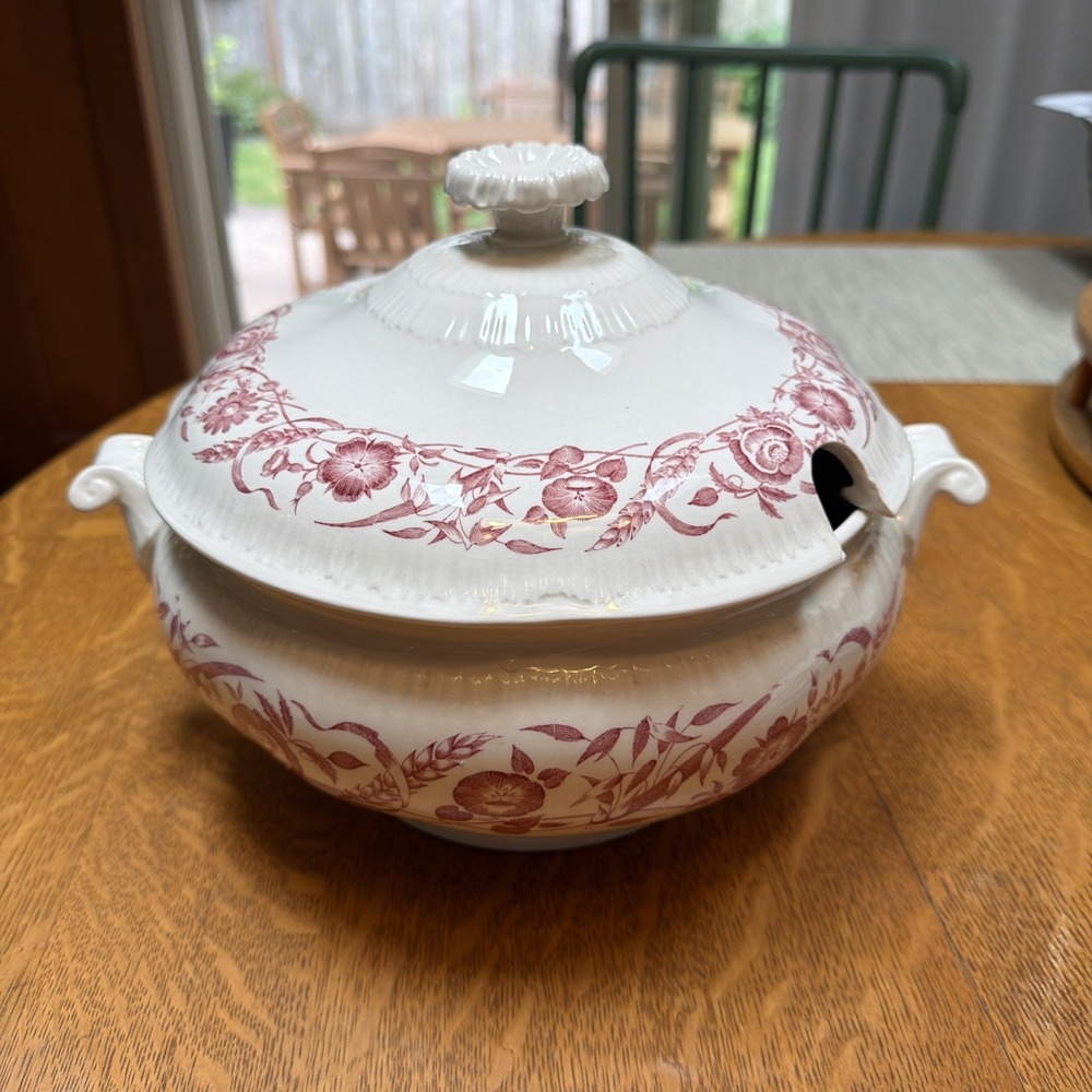 Wedgwood Cornflower Transferware Huge Soup Tureen Excellent